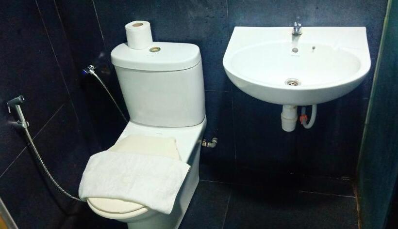 هتل Moon Light Inn