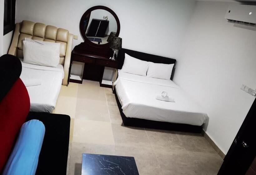 هتل Moon Light Inn