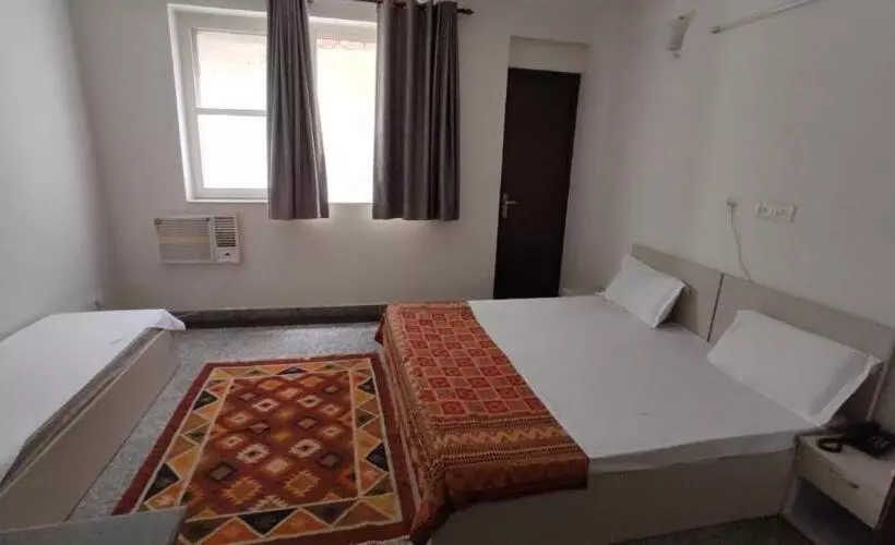 Hotelli Prabhupada Ashram   Iskcon