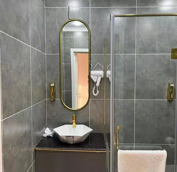 هتل Qassaq Mini
