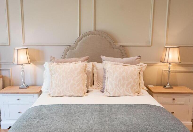 בית מלון כפרי The Spinney