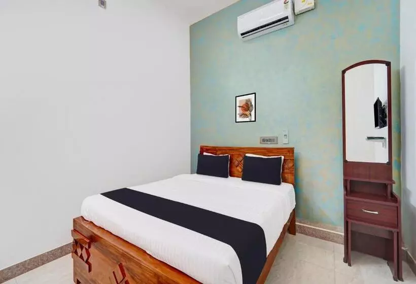 Oyo Hotel Kailasa