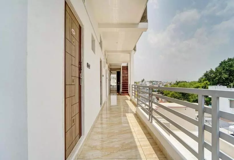 Oyo Hotel Kailasa