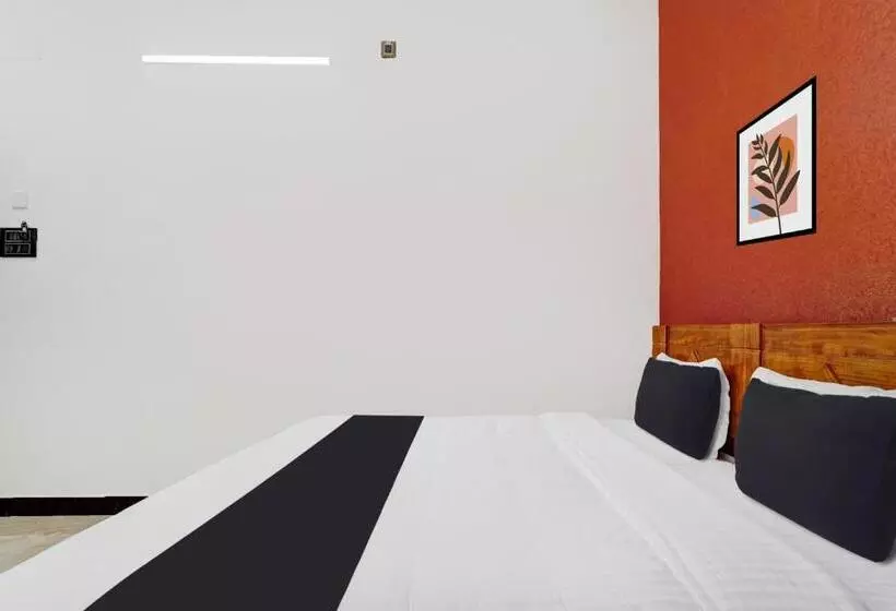 Oyo Hotel Kailasa