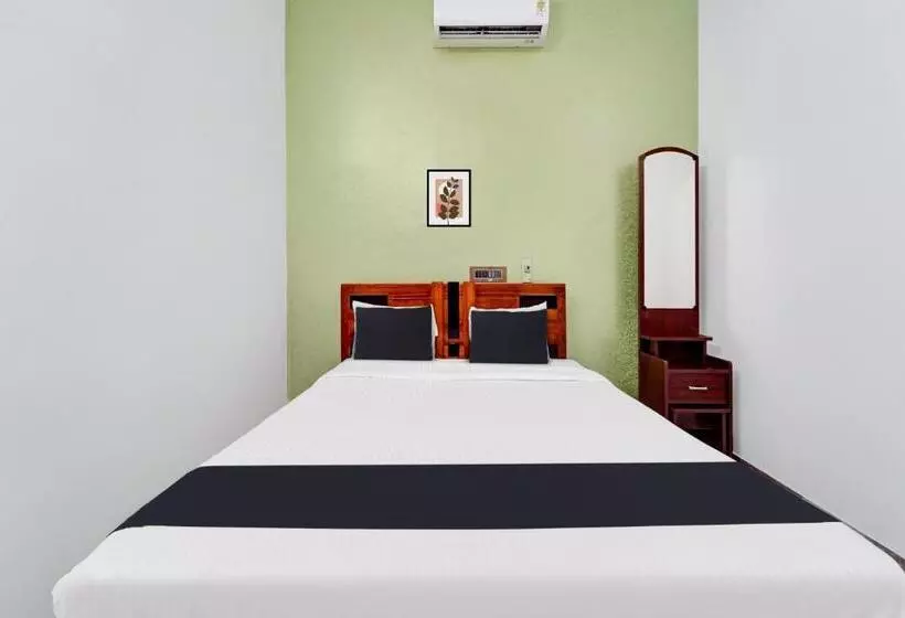 Oyo Hotel Kailasa