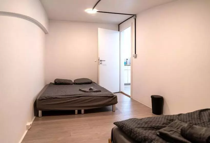 پانسیون Comfort & Family Rooms, Hafnarfjörður