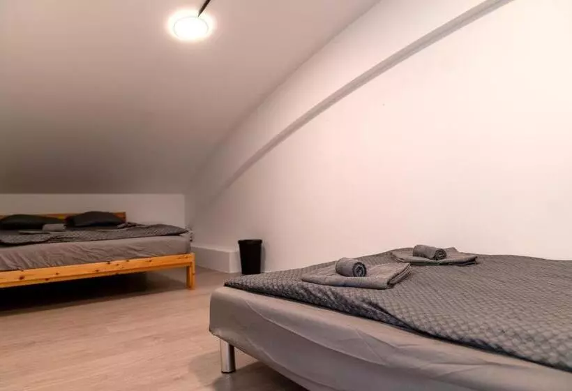 پانسیون Comfort & Family Rooms, Hafnarfjörður