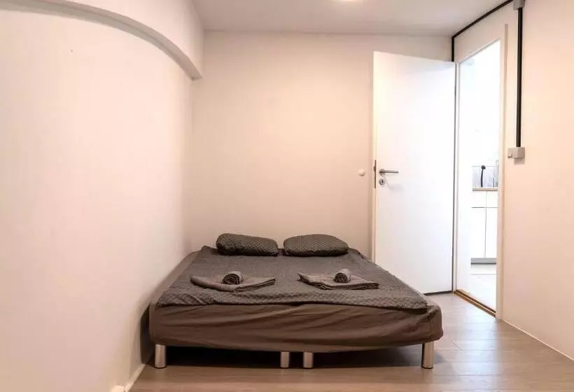 پانسیون Comfort & Family Rooms, Hafnarfjörður