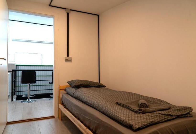 پانسیون Comfort & Family Rooms, Hafnarfjörður