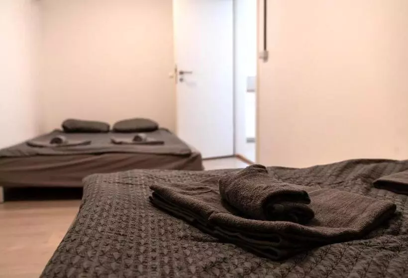 پانسیون Comfort & Family Rooms, Hafnarfjörður