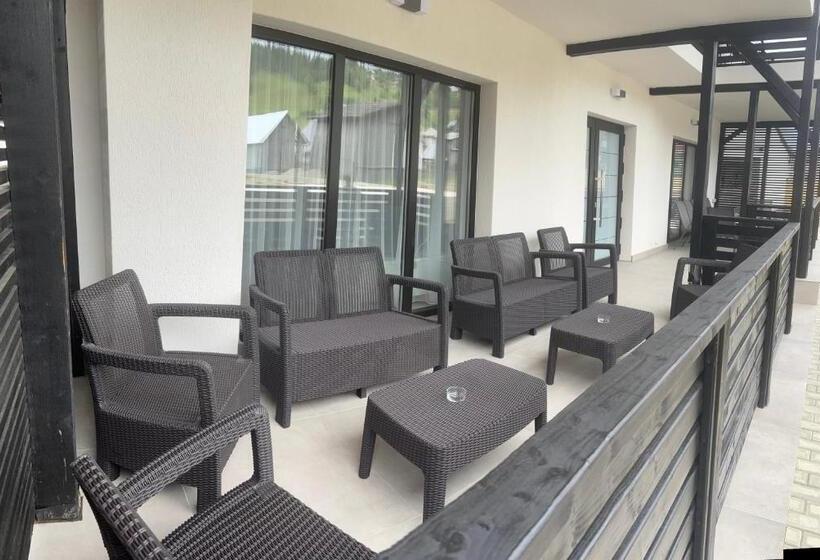 پانسیون Dorna Retreat