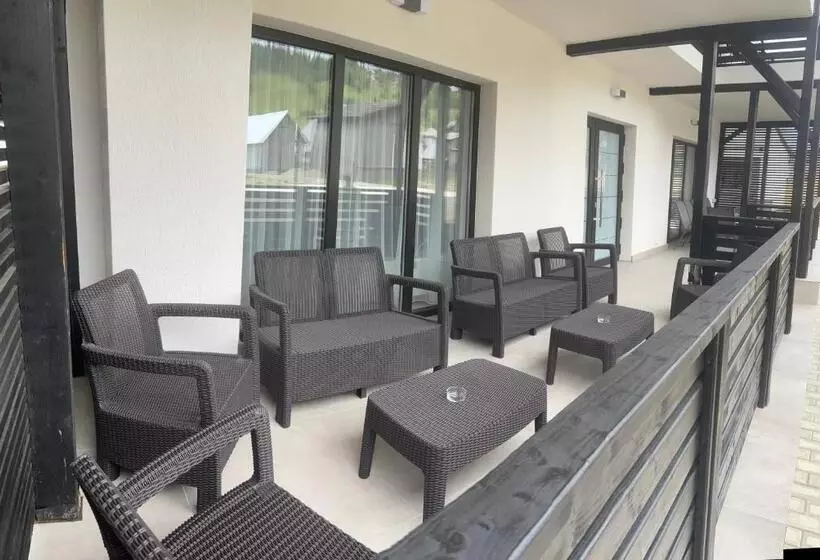پانسیون Dorna Retreat