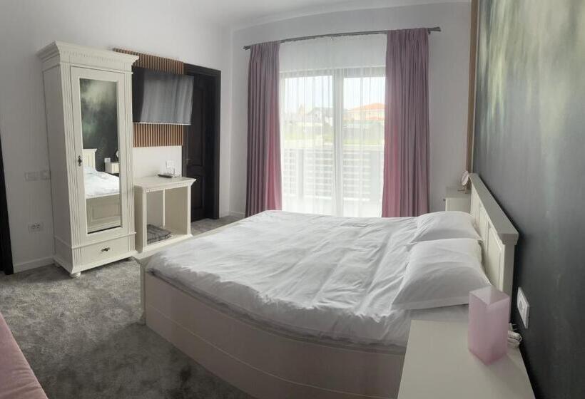 پانسیون Dorna Retreat