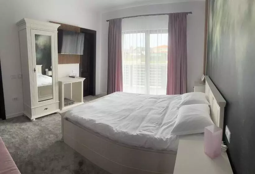پانسیون Dorna Retreat