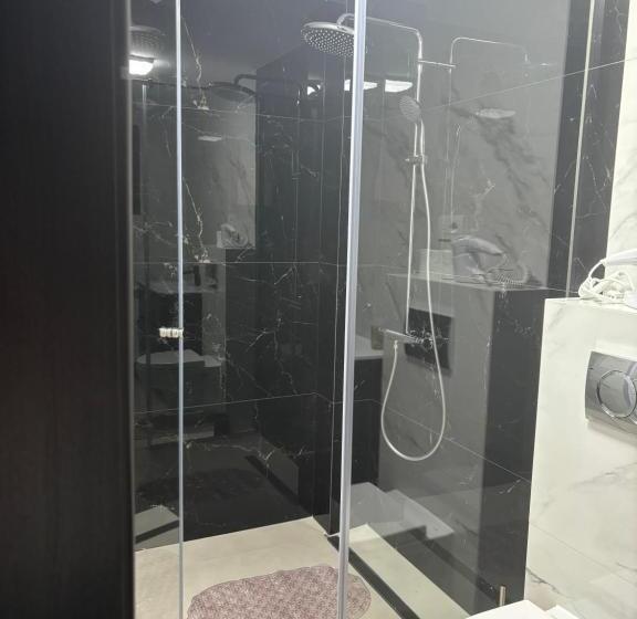 پانسیون Dorna Retreat