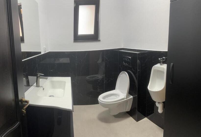 پانسیون Dorna Retreat