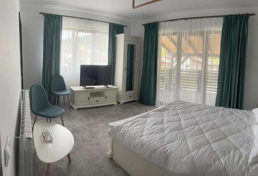 پانسیون Dorna Retreat