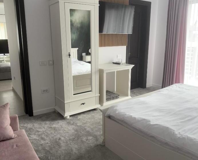 پانسیون Dorna Retreat