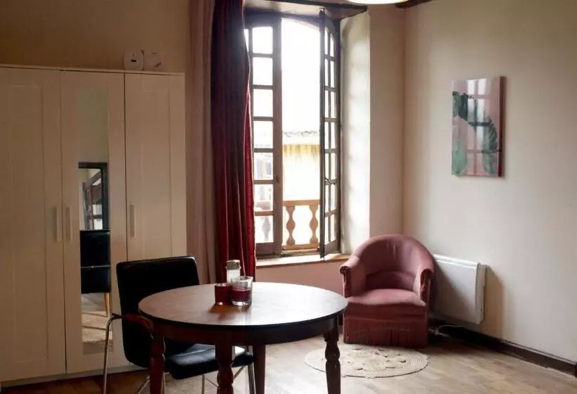 Majatalo Gîtes Et Camping Hameau Nouste Temps