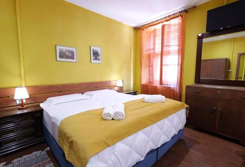 Pensão Guesthouse N Odë