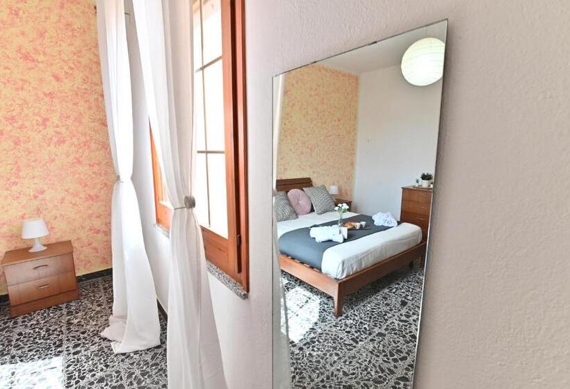 Пансион Izzhome Central Room