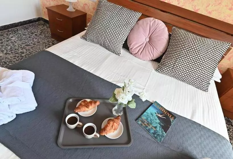 Majatalo Izzhome Central Room