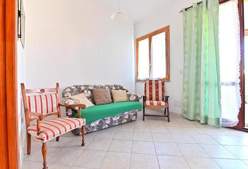 Пансион Izzhome Central Room