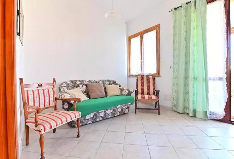 Majatalo Izzhome Central Room