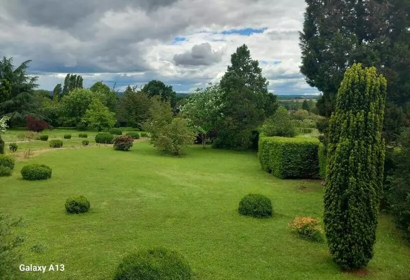 ペンション Maison De La Source