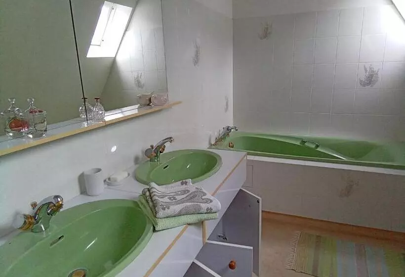 ペンション Maison De La Source