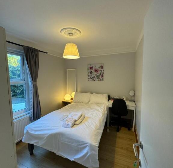 פנסיון Napcastle Archway