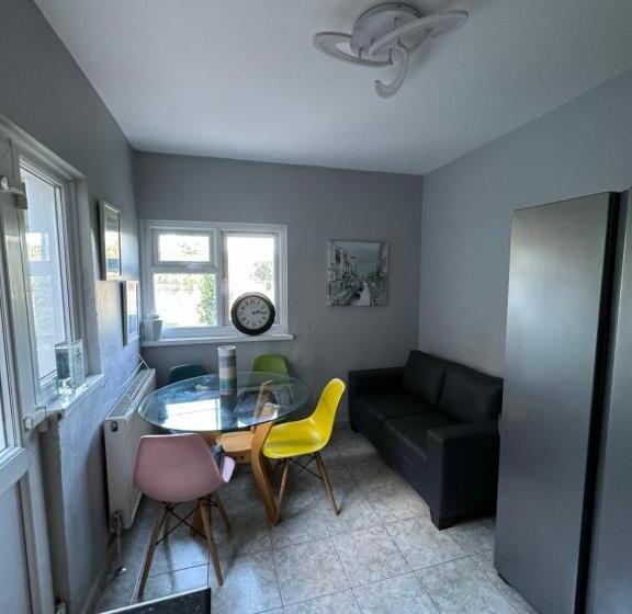 פנסיון Napcastle Archway