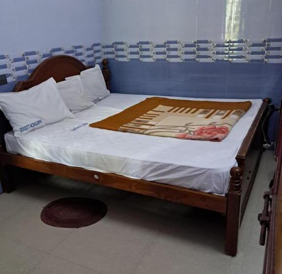 ペンション Surukuttyyatra