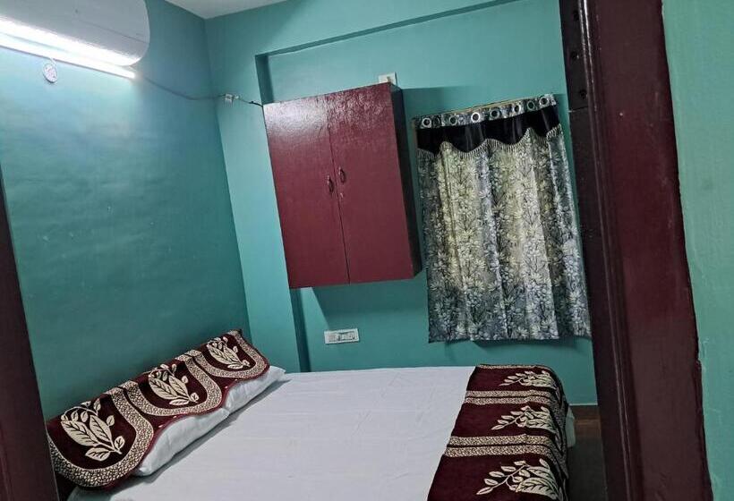 ペンション Surukuttyyatra