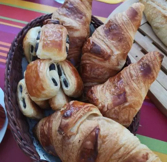 تختخواب و صبحانه Chez Pierre Et Caroline