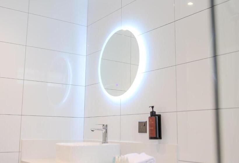 Bed and Breakfast Suntai Villa, Beachfront Suites