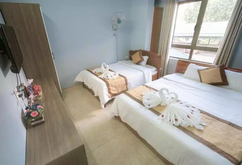 Ha Long Fancy Hostel With Vegetarian And Vegan Restaurant