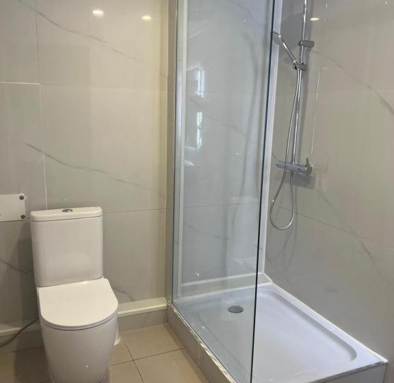 מלון כמוסות Air Hostel Capsules Airport 24 H