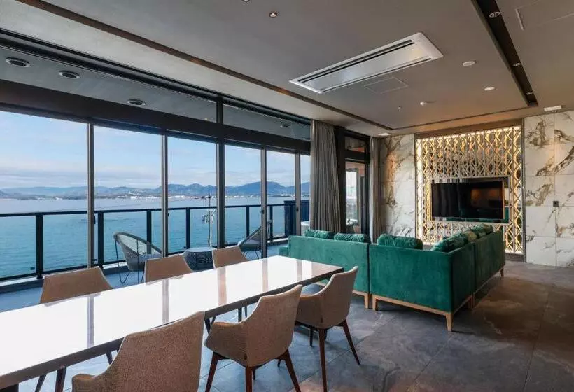 ホテル Five Spring Resort The Shirahama