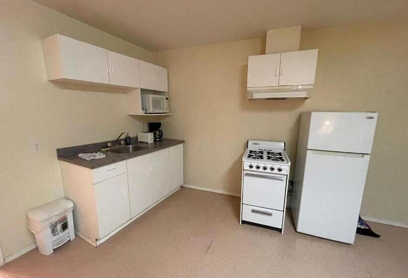 Отель Fraser Bridge Inn