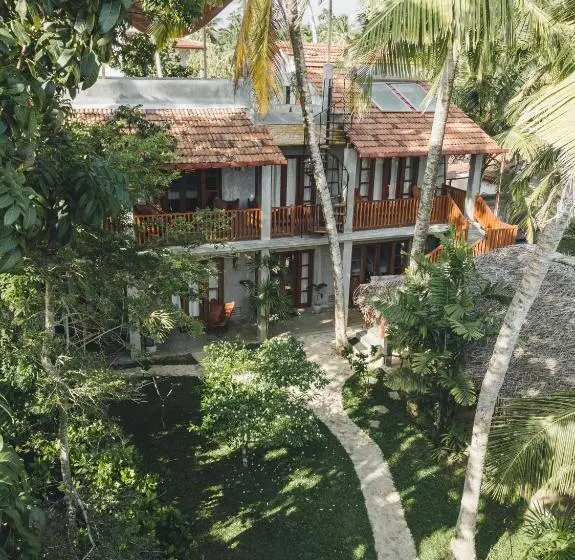 ホテル Jamu Surf Lodge