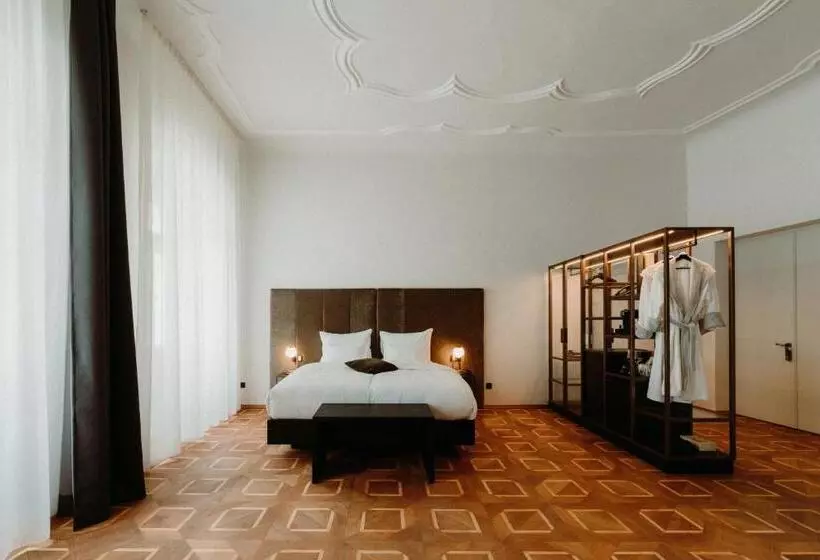 هتل Meta Suites Historic City Living