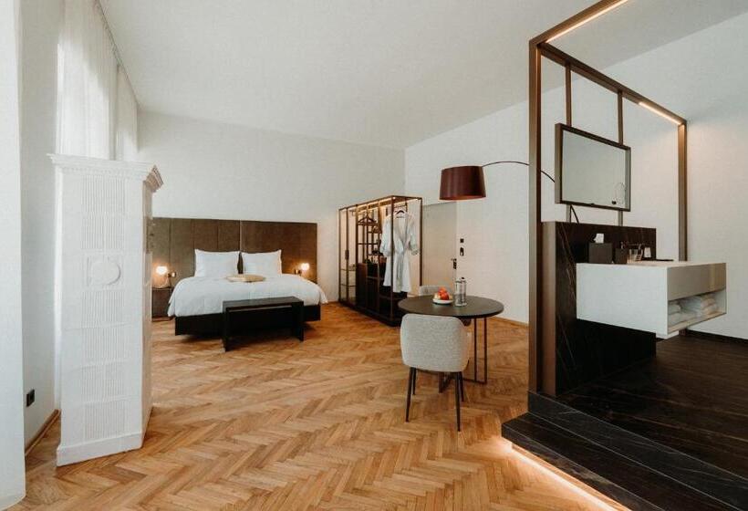 هتل Meta Suites Historic City Living