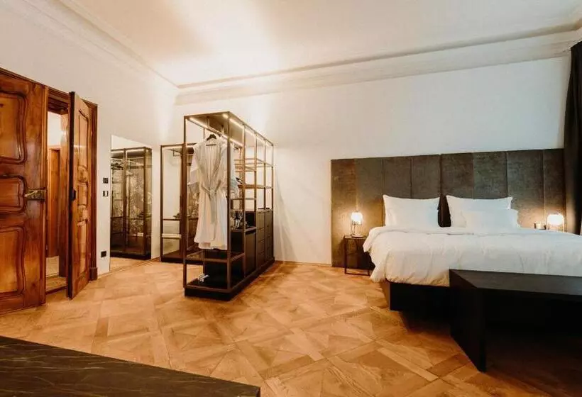 هتل Meta Suites Historic City Living