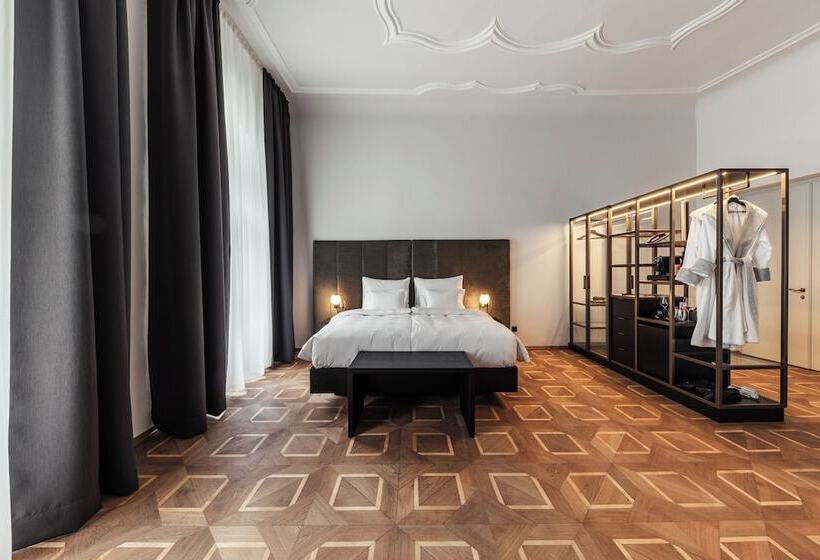 هتل Meta Suites Historic City Living