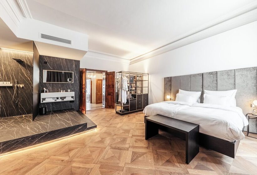 هتل Meta Suites Historic City Living