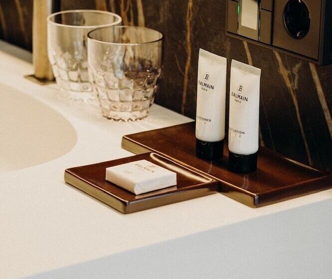 هتل Meta Suites Historic City Living