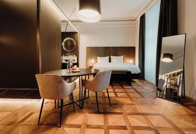 هتل Meta Suites Historic City Living