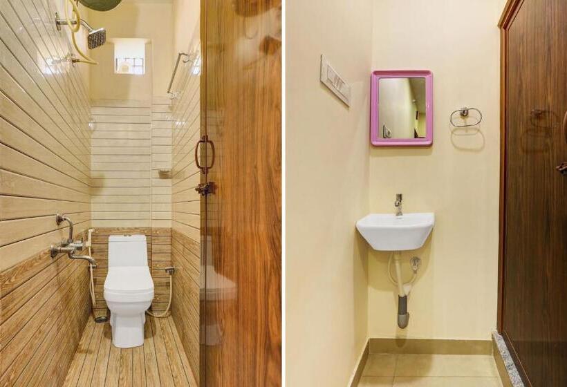 Отель Oyo M M Residency