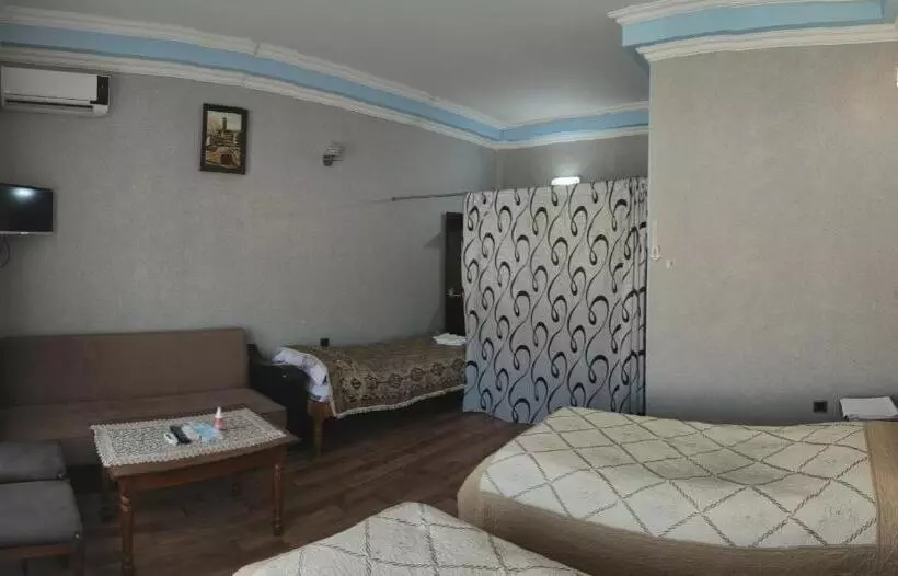 مُتل Dost Evi